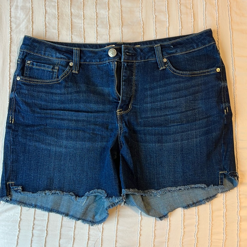 Women’s Seven denim shorts